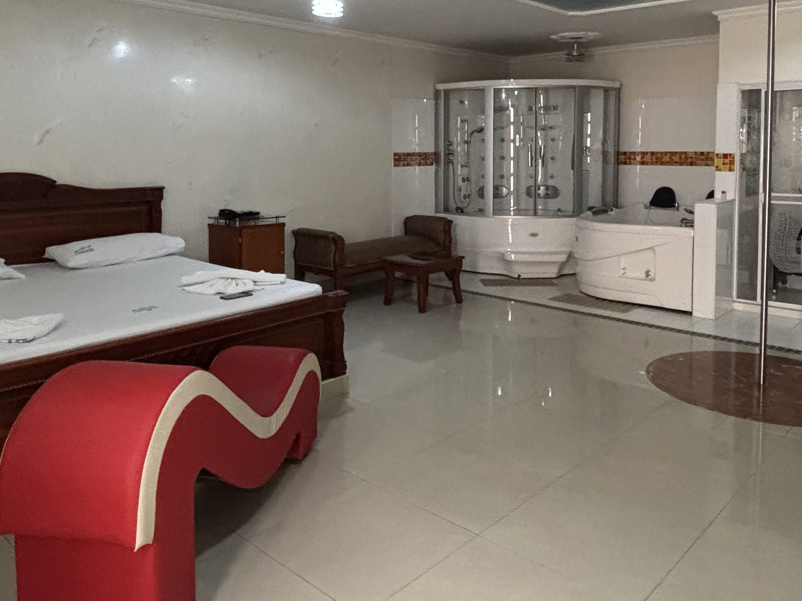 Habitación con Silla del Amor